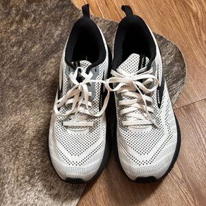 Brooks White and Black Athletic Shoes